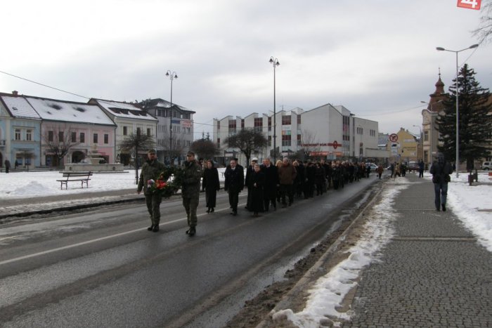 Ilustračný obrázok k článku Uplynulo 69 rokov od oslobodenia Brezna: V rámci spomienkových osláv prišla reč na Ukrajinu aj Kotlebu