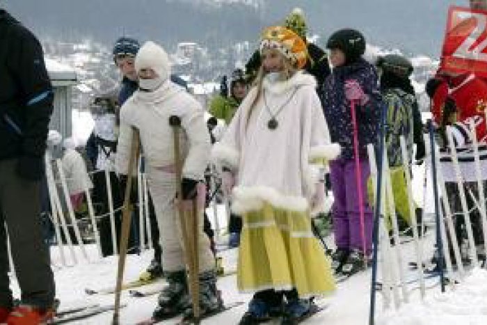 Ilustračný obrázok k článku Rodičia, pozor! Idú prázdniny, je najvyšší čas si preštudovať prehľad detských táborov