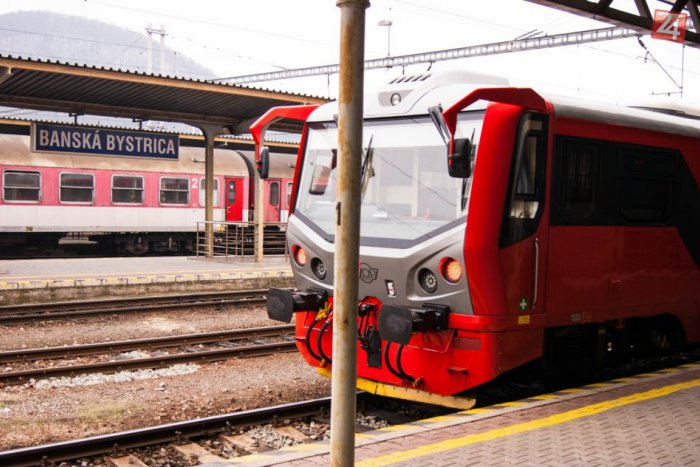 Ilustračný obrázok k článku Nový vlak medzi Bystricou a Zvolenom: Vychutnajte si ho vo fotogalérii
