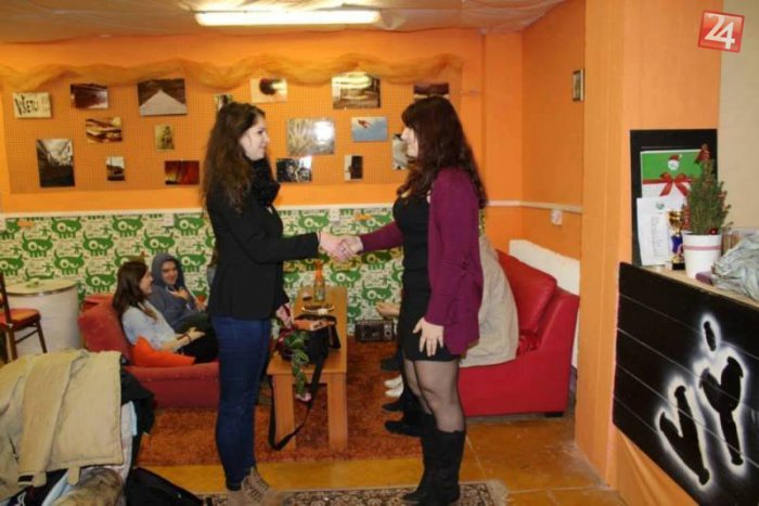 Ilustračný obrázok k článku Vytvoriť študentskú kaviareň na gymnáziu? Týmto dievčatám sa to podarilo