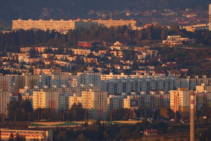 Ilustračný obrázok k článku Toto sa týka všetkých Žilinčanov: Navštívi vás pracovník a bude zisťovať, ako si žijete