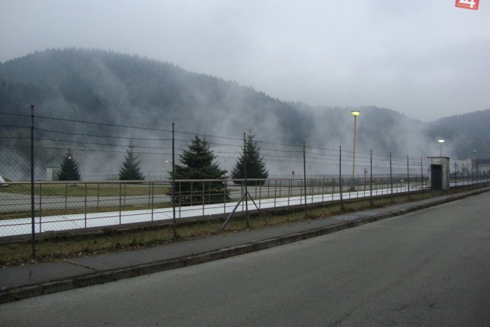 Ilustračný obrázok k článku Mestská Zelená linka: Drvivá väčšina volaní sa týka smradu z ČOV Hrboltová