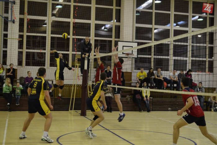 Ilustračný obrázok k článku Úspešný volejbalový víkend Revúčanov