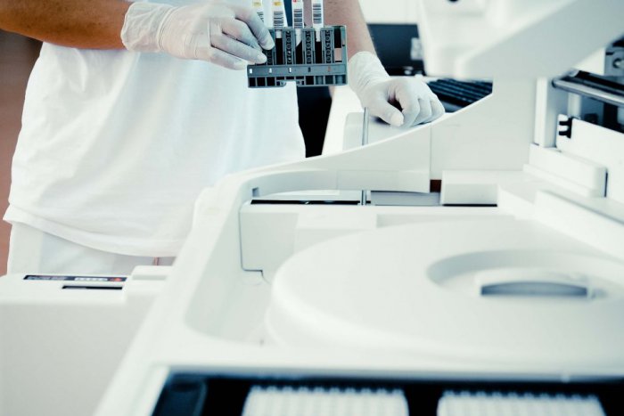 Ilustračný obrázok k článku Tržby odvetvia chémie za rok 2013 medziročne klesli o 5 %