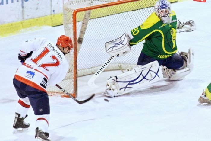 Ilustračný obrázok k článku Druholigisti tretí v západnej skupine: Nitra o postup proti Dolnému Kubínu