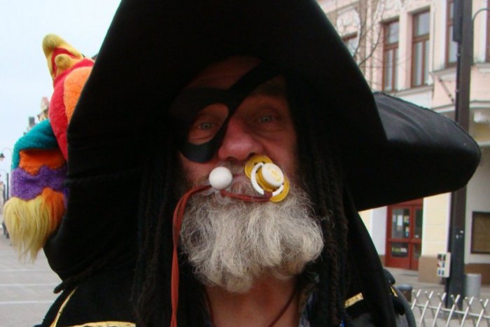 Ilustračný obrázok k článku Piráti stále žijú! Toto čudo sa premávalo po meste