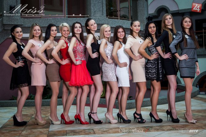 Ilustračný obrázok k článku Viktória zaujala porotu a dočkala sa pocty: Mladá Bystričanka zabojuje vo finále Miss stredných škôl