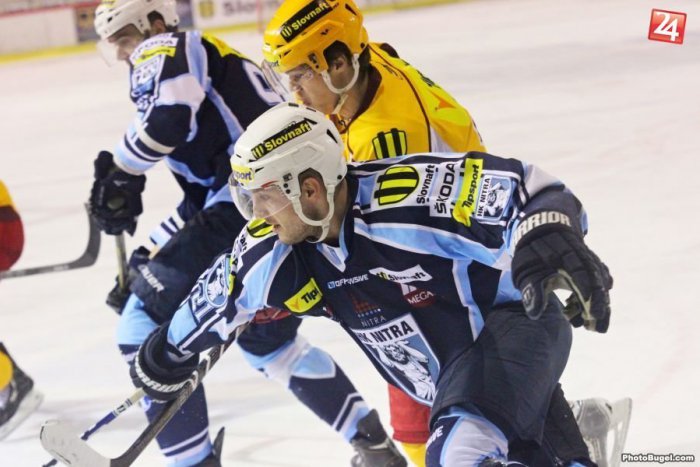 Ilustračný obrázok k článku Nitra zvládla zápas v Trenčíne: Vojakov položil gól do prázdnej brány!