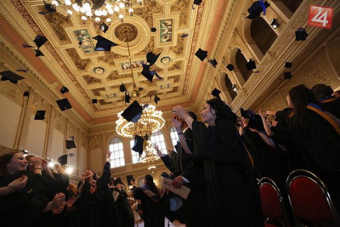 Ilustračný obrázok k článku Je vaším snom práca v medzinárodnej spoločnosti? Táto škola vám ho splní