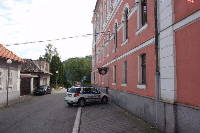 Ilustračný obrázok k článku Likavčanka (20) je vďačná: Všímavý taxikár jej našiel ukradnutú kabelku aj s dokladmi