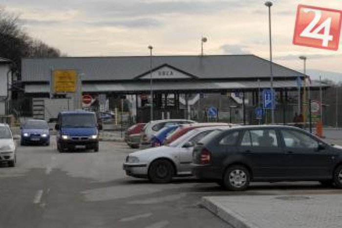 Ilustračný obrázok k článku Problém na hranici v Ubli: Autá na ukrajinskej strane blokovali priechod