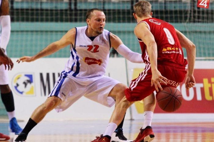 Ilustračný obrázok k článku Úspešný vstup do play-off: Basketbalisti v prvom zápase pokorili Komárno!