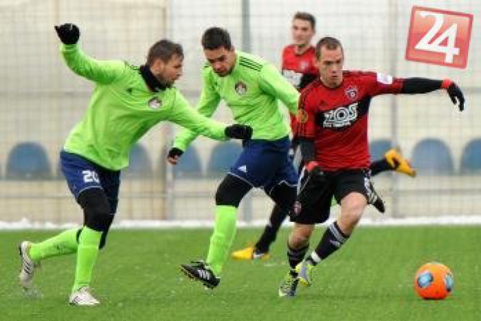 Ilustračný obrázok k článku Jarná časť začína dobre: Podbrezová zdolala Rimavskú Sobotu