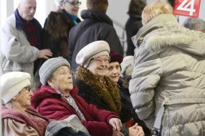 Ilustračný obrázok k článku Breznianski seniori, pozor! Na radnici si môžete vyzdvihnúť peňažné poukážky