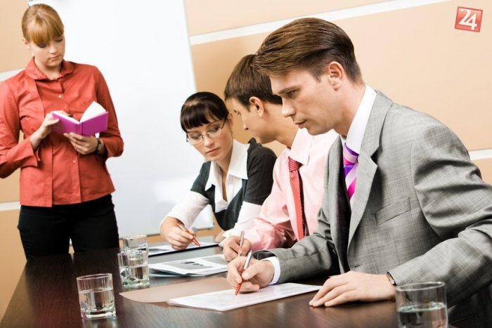 Ilustračný obrázok k článku Ako bojovať s nezamestnanosťou mladých? Pomôcť by mohol duálny systém vzdelávania...