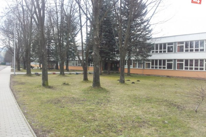 Ilustračný obrázok k článku Poslanci riešili 1, 8 miliónový úver: Na zateplenie základnej školy