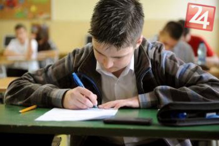 Ilustračný obrázok k článku Učitelia kritizujú monitor: Priveľa úloh na porozumenie, málo času na matematiku