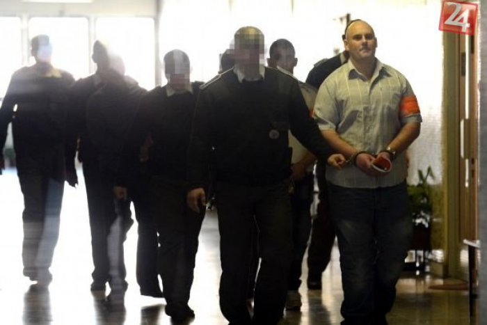 Ilustračný obrázok k článku Smrť známeho kickboxera Dokyho (†33): Za zabitie L.Tótha odsúdili dvoch mužov