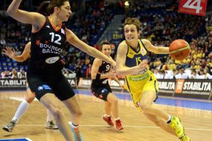 Ilustračný obrázok k článku Lučenec bude dejiskom športového sviatku: Otváranie haly Arena, parádny zápas + KOMPLETNÝ PROGRAM