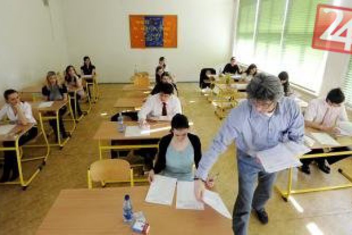 Ilustračný obrázok k článku Maturantom sa podvádzať nevyplatilo: Skúšku si musia zopakovať