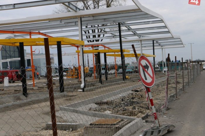 Ilustračný obrázok k článku J&T Real Estate dokončila na Patrónke kancelársku budovu za 40 miliónov eur, deväťposchodovú Westend Gate