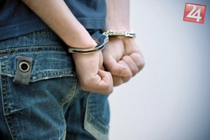 Ilustračný obrázok k článku Nevydarený prepad herne: Zlodej nič neukradol a do hodiny ho chytila polícia