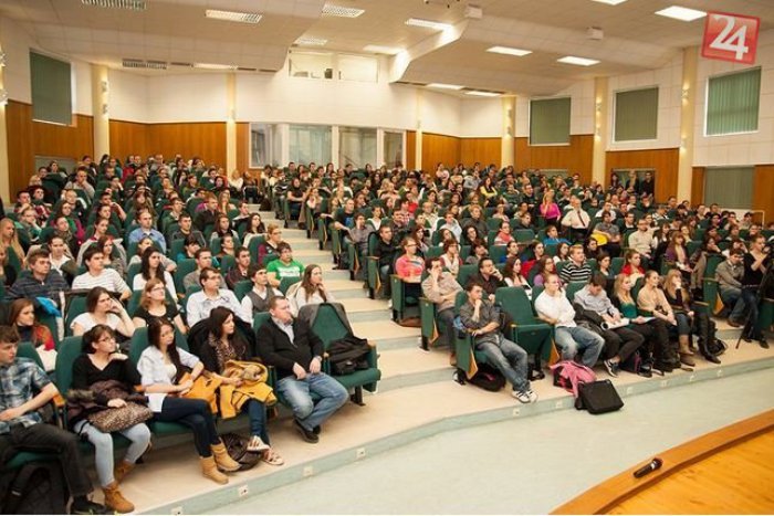 Ilustračný obrázok k článku Vysokým školám po mesiacoch čakania odľahlo: Konečne dostanú peniaze na tento rok