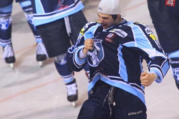 Ilustračný obrázok k článku Historický úspech hokejistov: TAKTO sa oslavoval postup do finále!