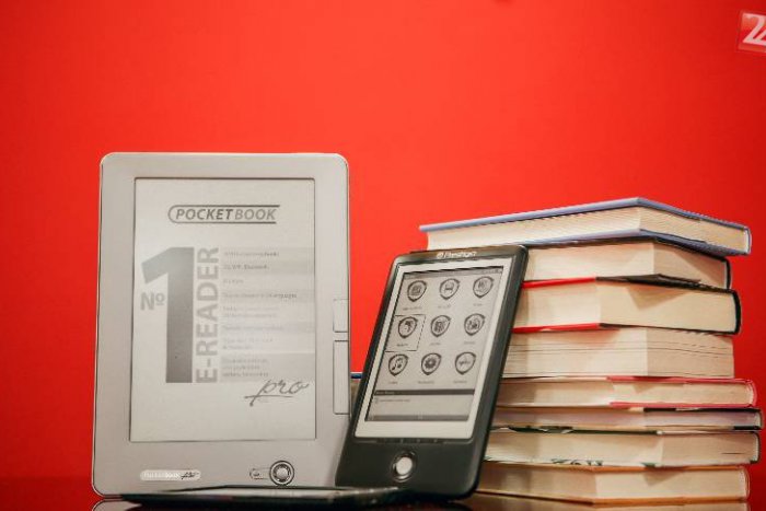 Ilustračný obrázok k článku Martinus.sk: Skutočne nahradia elektronické knihy tie papierové?