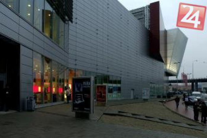 Ilustračný obrázok k článku Ten pohľad si nenechajte ujsť: Nákupné centrum Europa zažiari namodro!