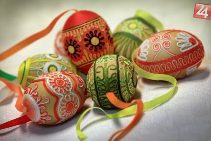 Ilustračný obrázok k článku Prievidzskí poslanci poodhalili kúsok zo svojho súkromia: Takto budeme tráviť Veľkú noc