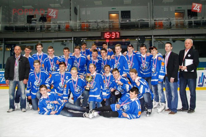 Ilustračný obrázok k článku Žiacky titul pre Duklu. Popradu sa ušlo striebro