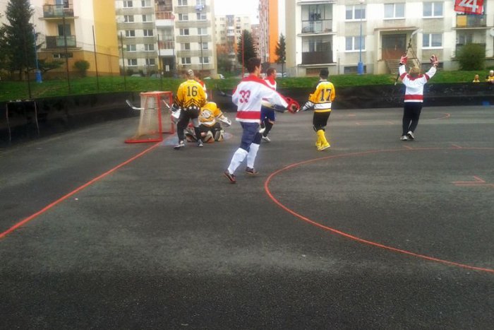 Ilustračný obrázok k článku V hokejbale ide do tuhého: Boje pred play-off sa začínajú dramatizovať