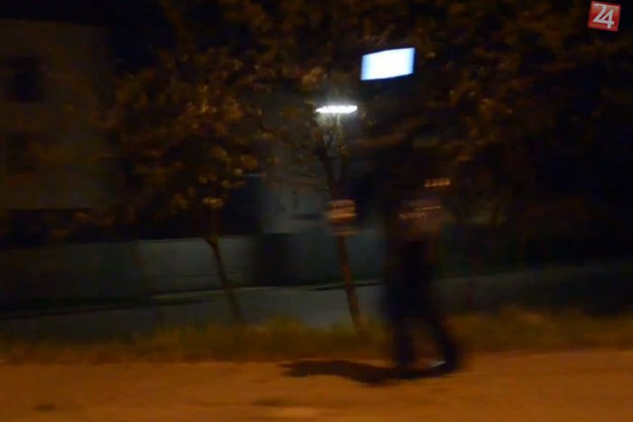 Ilustračný obrázok k článku Internet zaplavujú zaujímavé videá: V Nitre natočili záhadnú postavu