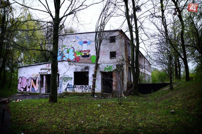 Ilustračný obrázok k článku Areál bývalého športového gymnázia zmenil majiteľa: Zo župy do rúk košickej firmy!