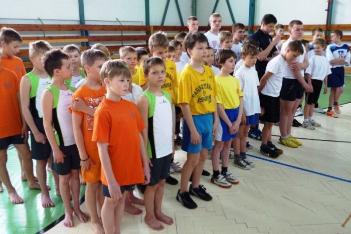 Ilustračný obrázok k článku Gymnastický štvorboj  je príležitosťou pre deti, ktoré majú rady pohyb