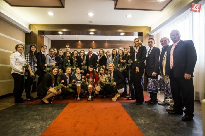 Ilustračný obrázok k článku Viceprimátor po prijatí majsteriek Slovenska v hokeji: Toto je najväčší úspech v kolektívnom športe v Poprade