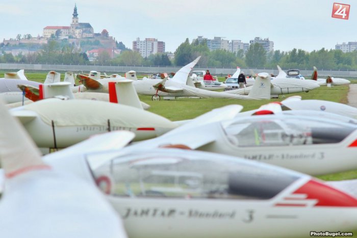 Ilustračný obrázok k článku Viac ako 130 špičkových pilotov: Elita bezmotorového lietania opäť v Nitre