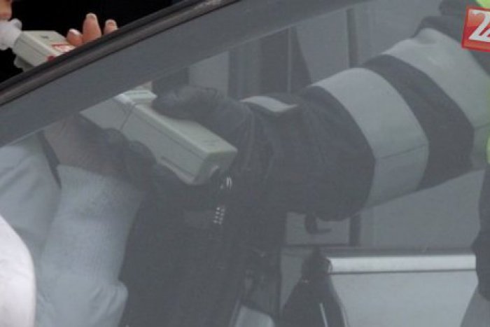 Ilustračný obrázok k článku Veľkonočný pondelok a policajná akcia v našom kraji: Alkohol zistili len u jedného šoféra!