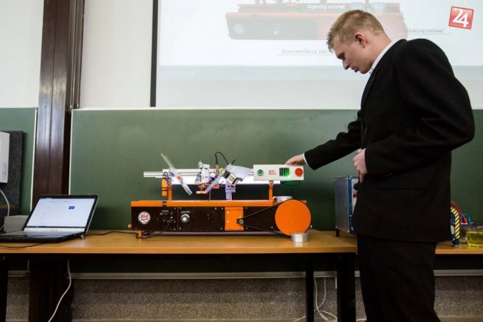 Ilustračný obrázok k článku Veľká radosť prešovských študentov: Ich projekt dávkovača matíc im priniesol krásny úspech