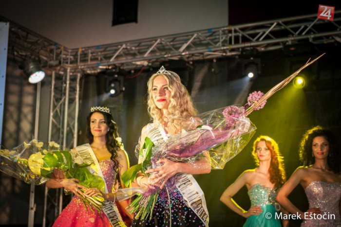 Ilustračný obrázok k článku Študentky sa predviedli v plnej kráse: FOTOREPORTÁŽ z Miss Prešovskej univerzity v Prešove