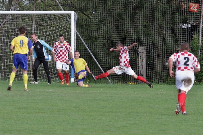 Ilustračný obrázok k článku Dohrávky piatej ligy v okrese: Jacovce doma prehrali, Tovarníky v Solčanoch s remízou