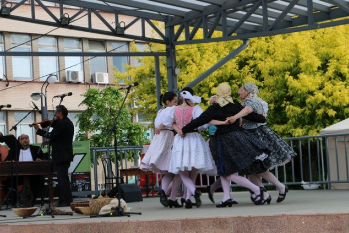 Ilustračný obrázok k článku PODROBNÝ PROGRAM: Čo všetko môžete zažiť počas kultúrneho leta v Michalovciach?