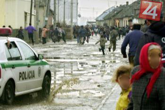 Ilustračný obrázok k článku Policajti opäť v akcii: 6 policajných hliadok zasahovalo v Letanovciach!