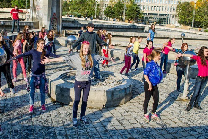 Ilustračný obrázok k článku Tisíce mladých za 3 dni vylepšia Slovensko: Pridať sa do projektu 72 hodín môžete aj vy!