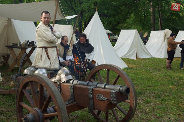 Ilustračný obrázok k článku Autentická rekonštrukcia obliehania Košíc: Pozrite si to v obrazoch!