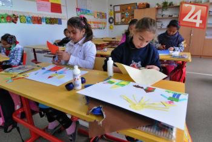 Ilustračný obrázok k článku Petíciu proti zrušeniu Bakossky podpísalo 1 600 ľudí: TAKTO s ňou pochodili pred poslancami!