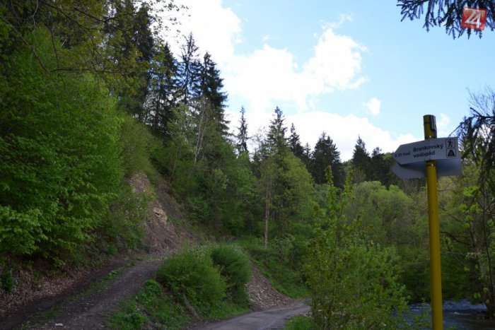 Ilustračný obrázok k článku Prístupová cesta ku Brankovskému vodopádu je znova priechodná