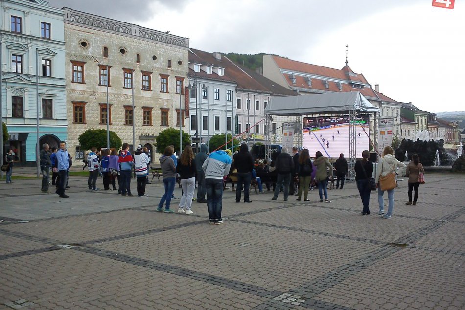 Ilustračný obrázok k článku Skvelé správy pre hokejových fanúšikov: Vyvrcholenie finálových bojov si vychutnáme aj na námestí!