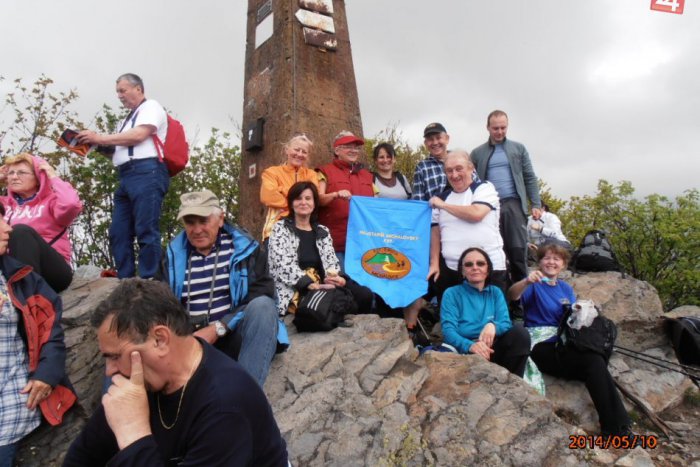 Ilustračný obrázok k článku Michalovskí turisti vo Vihorlatských vrchoch: Pekný pohľad na Zemplínske more stal za to!